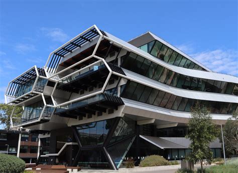 Aluminium Cladding High-Rise Installation 的图像结果