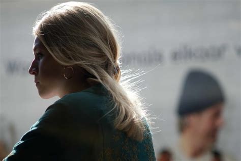 12 Relationship Deal Breakers That You Shouldn't Tolerate - LifeHack