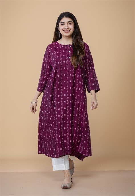 Alizah Red Ikkat Cotton Kali Kurta – THE INDIAN ETHNIC CO.