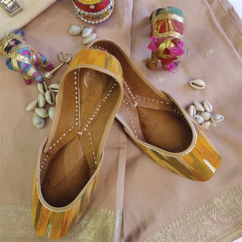 Handcrafted Juttis For Occasion Or Everyday Wear By Moy |LBB
