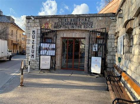 Hospital in the Rock Nuclear Bunker Museum, Budapest - Tripadvisor