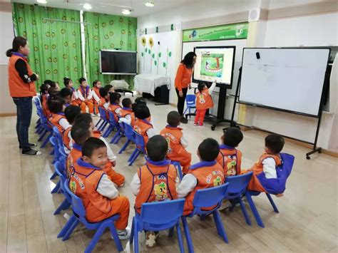 《外教课、优秀班级流动红旗评比活动》 咸阳吉的堡先河幼儿园