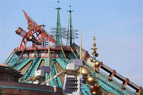 Top 5 fastest attractions at Disneyland Paris