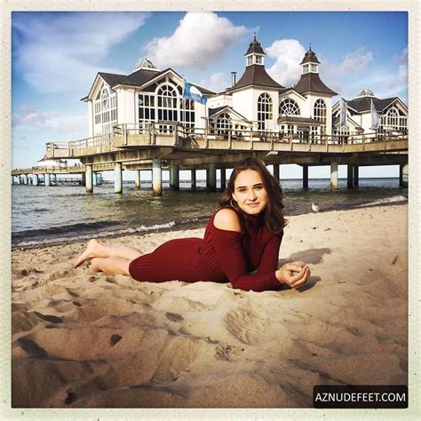 NATALIA WITMER Feet - AZNudeFeet