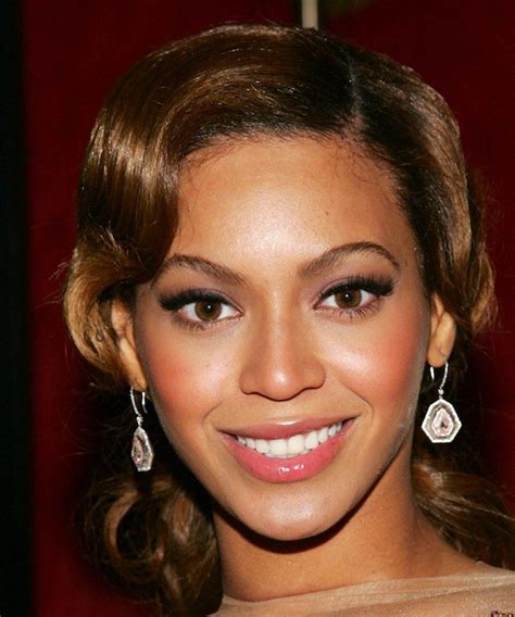 beyonce concert makeup