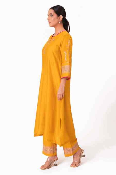 Buy Gold Chanderi Silk, Cotton, Silk, Chanderi, Tissue Placement Kurta ...