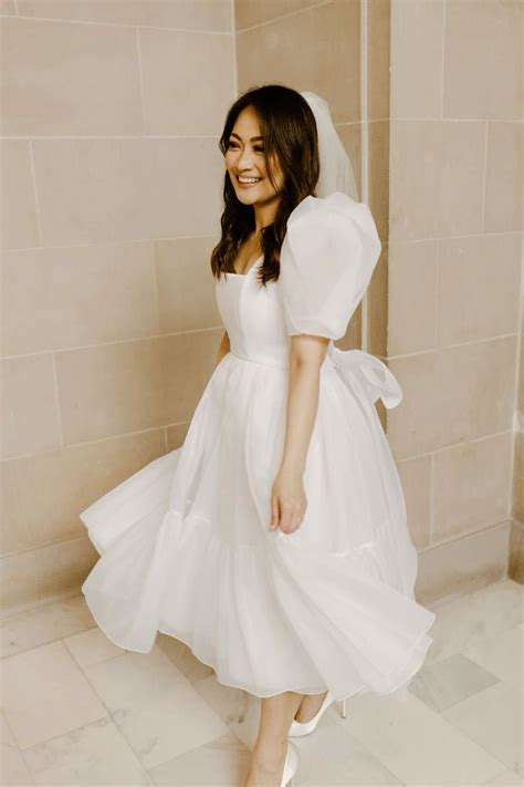 Real brides stunning photos from the intimate courthouse wedding have ...