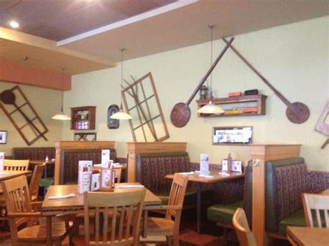 I’m Done With the New Minas Location! - Reviews, Photos - Swiss Chalet ...