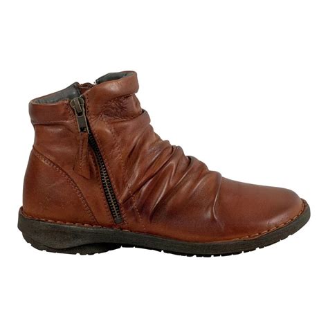 Miz Mooz Women's Pleasant Brandy - Tip Top Shoes of New York