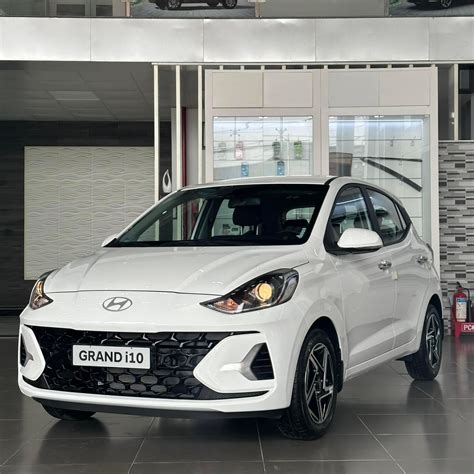 Hyundai Grand i10 Hatchback 1.2 AT Tiêu Chuẩn