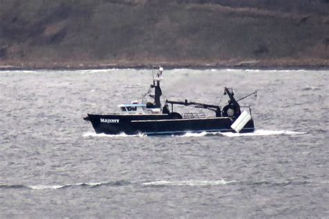 MAJESTY, Fishing Vessel - Details and current position - IMO 8855358 ...