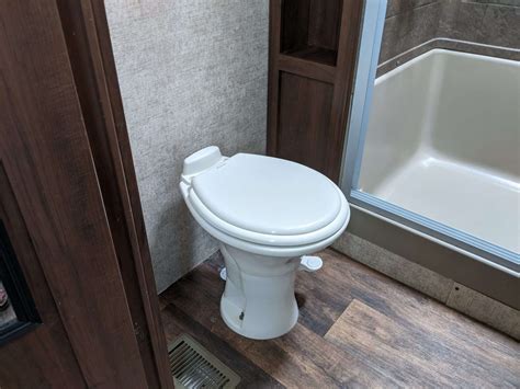 6 Best RV Toilets That You Actually Won't Mind Using - MOTM