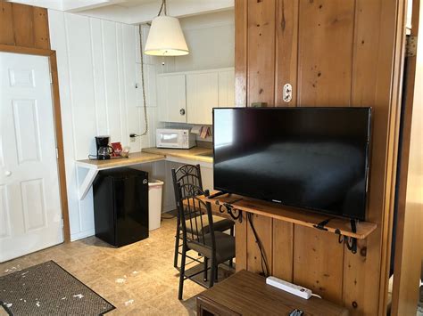 COUNTRYSIDE MOTEL AND RV SITES (Sturgeon Bay) - Hotel Reviews, Photos ...