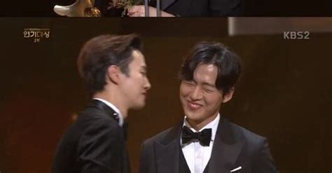 [KBS 연기대상③]“유부녀로 만들어줘”..연기대상 달군 말말말5