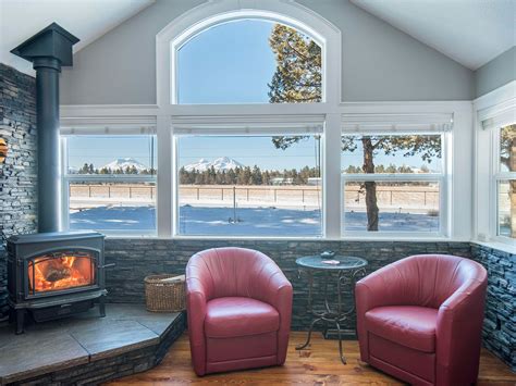 67880 Cloverdale Rd, Sisters, OR 97759 | Zillow