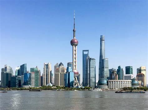 上海,黄昏,老年人,天空,水平画幅,建筑,建筑外部,户外,城市,都市风景摄影素材,汇图网www.huitu.com
