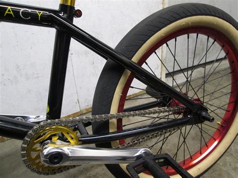 2013 The Shadow Conspiracy The Hundred's - BMXmuseum.com