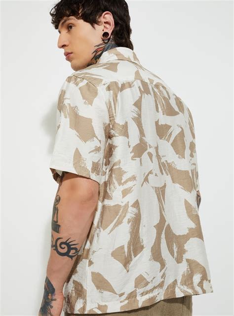 Buy URB_N Men Printed Regular Fit Resort Shirt Online at just Rs. 899.0 ...