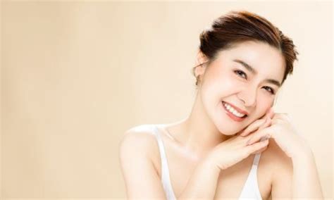 Anti-Aging Skincare: A Complete Guide to Maintaining Youthful, Glowing ...