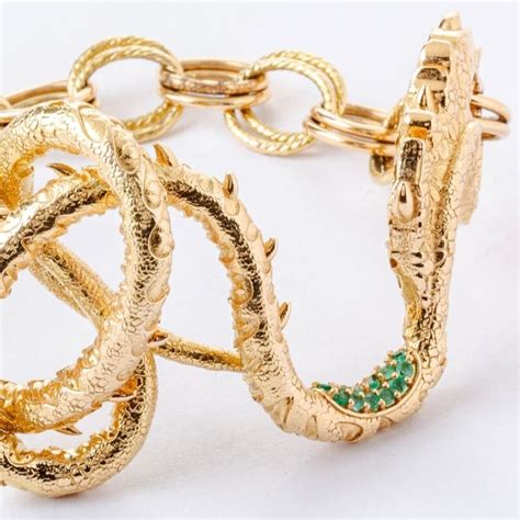 Le Dragon Bracelet (Gold) – Pallavi Foley