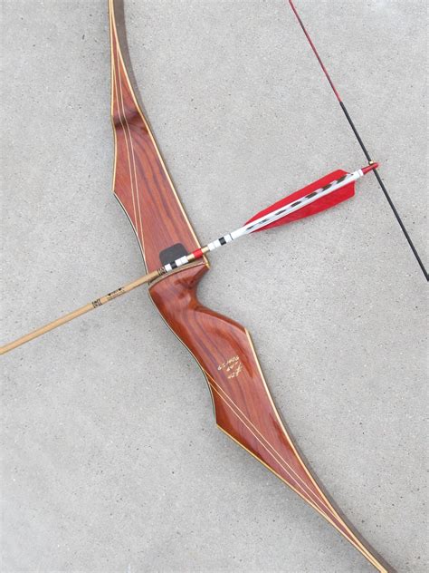 Bear Recurve Bow Kodiak 1966 African Rosewood 64 inch Long