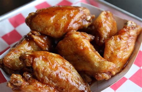 Westminster - SAUCE OF THE MONTH FREEDOM OF PEACH