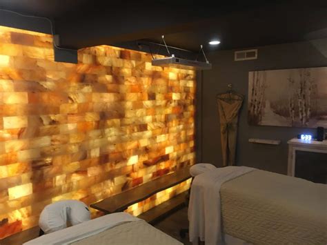 Himalayan Salt Wall Therapy: 5 Key Benefits for Wellness