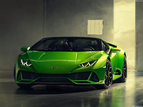 Lamborghini Huracan Evo Spyder (2019) - pictures, information & specs