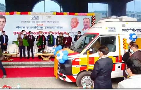 Bihar: Power Minister R K Singh flags off 4 high-tech ambulances to ...
