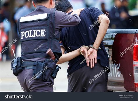 Police Arrestedprofessional Police Officer Has Be Stock Photo 667129969 ...