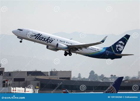 Alaska Airlines Taking Off from Los Angeles Airport LAX Editorial Image ...