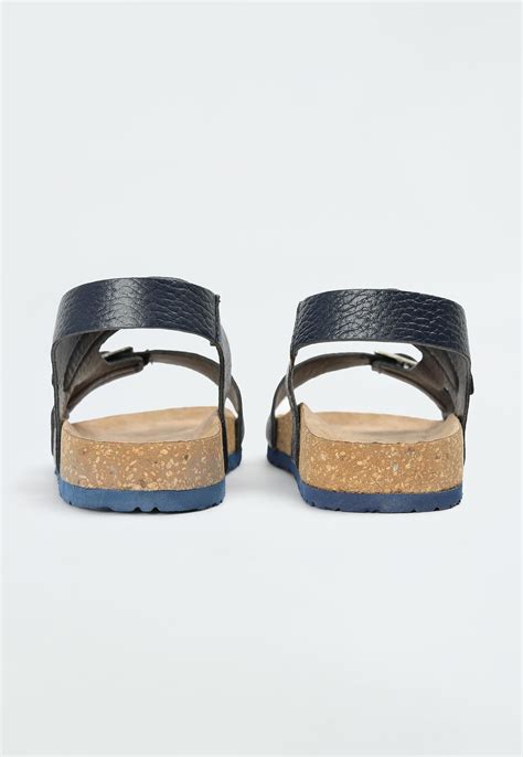 Buy Boys Textured Strappy Open Toe Sandals Online at just Rs. 799.0 ...