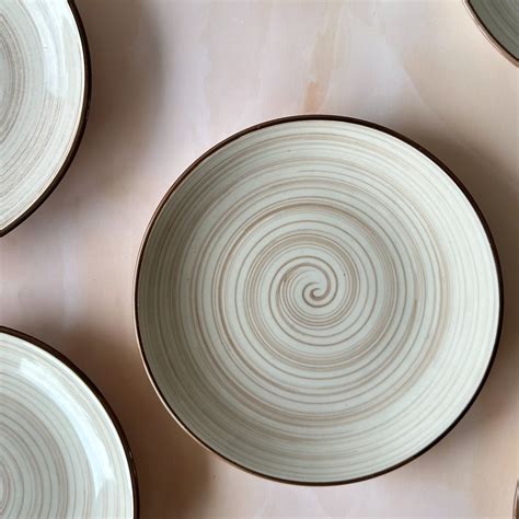 Sirocco Glazed Quarter Plates – Mevi Living