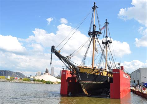 Great Lakes Shipyard Dry Docks Erie Flagship