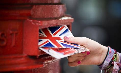 英国留学一年，最少要花多少钱？_费用