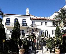 in vendita a miami di nuovo in vendita la villa di versace a miami casa it in vendita a miami di nuovo in vendita la villa di versace a miami casa it