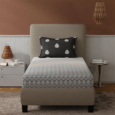Buy BICHAUNA Amelia 120TC Printed 2Pcs Single Bedsheet Set from ...