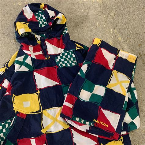 90s NAUTICA set up nylon pullover & swim shorts | What’z up