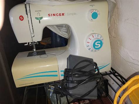Singer Sewing Machine Box 的图像结果
