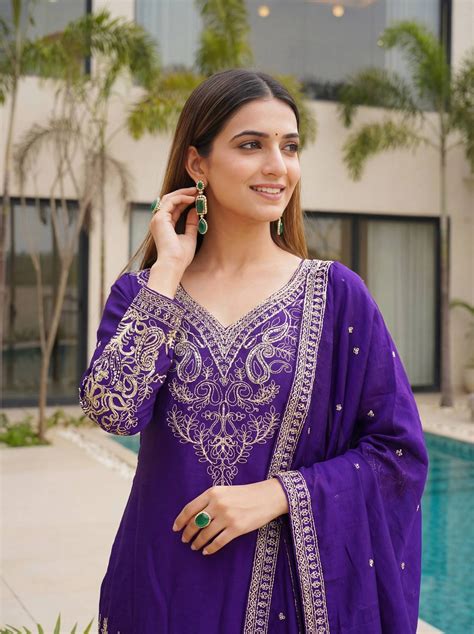 Sohini Chinon Silk Suit – Kalyanja