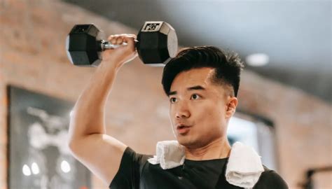 Trap Workout To Help You Get A Bigger And Stronger Back | FITPASS