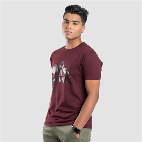 Adventure wildlife printed t-shirt