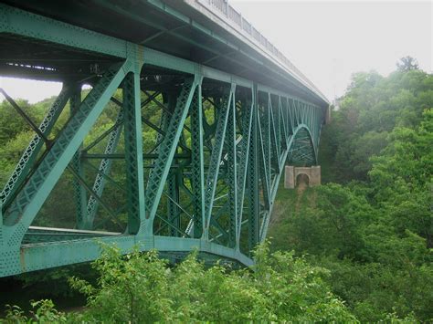 HistoricBridges.org - Cut River Bridge Photo Gallery