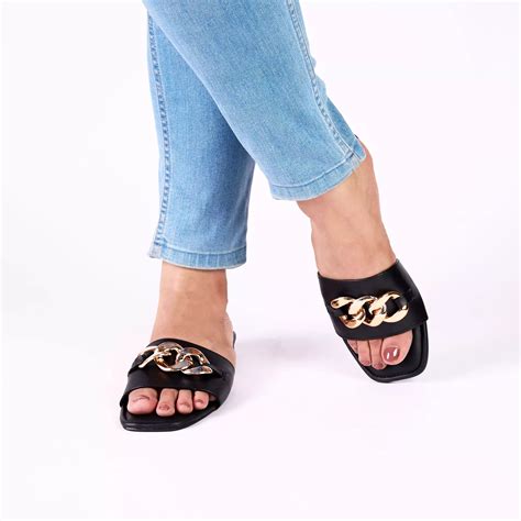 WISE | Black Link Chain Slides – AUZORI
