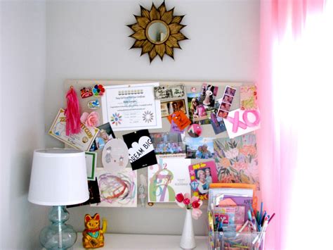 Girls Room Desk 的图像结果
