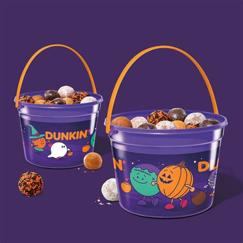 Dunkin' debuts Halloween Munchkin bucket with festive new donuts - ABC News