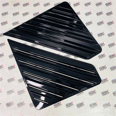Mahindra Thar Roxx Rear Window Louvers | Sporty Black ABS Finish ...