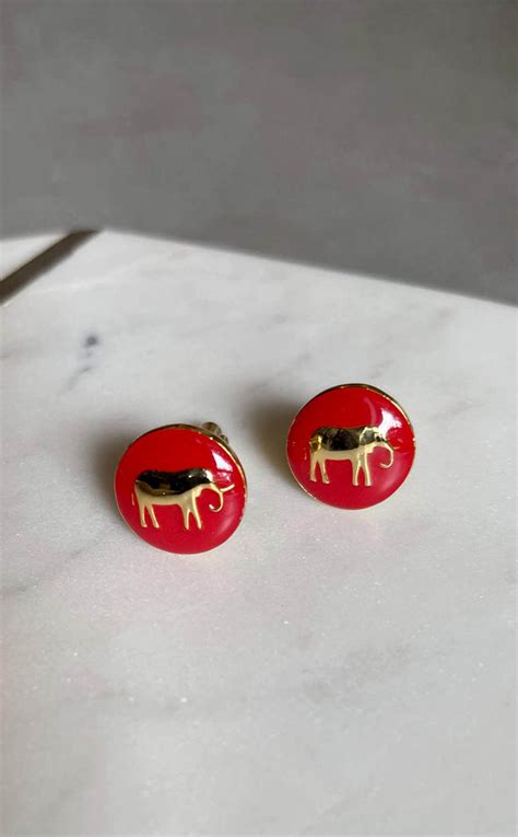 Red Elephant Cufflink | Brass | Gold Plated | Handmade – The Yarn Story