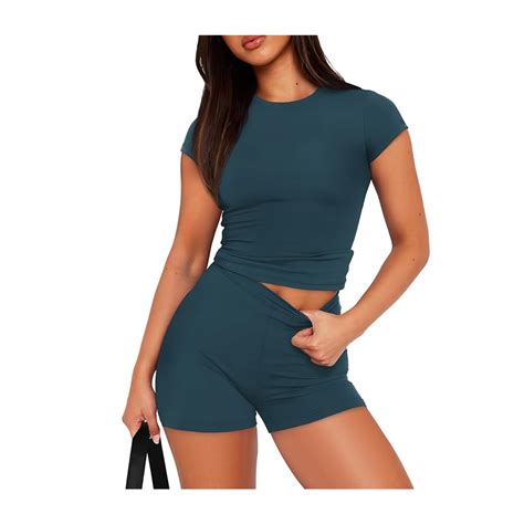 Best Matching Sets for Women: Two-Piece Options for Summer, Fall