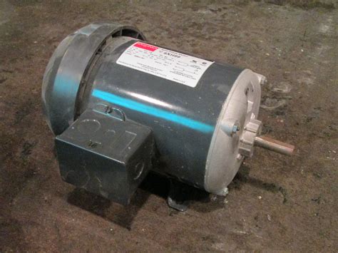 1/6 HP Dayton Electric Motor, 1140 rpm, Single Phase